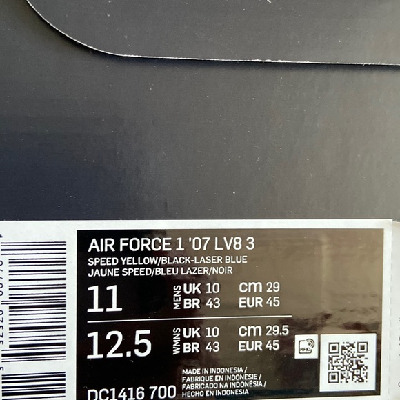 NIKE AIR FORCE 1 ‘07 LV8 3. LOVE, PEACE & BASKETBALL - Picture 7 of 7